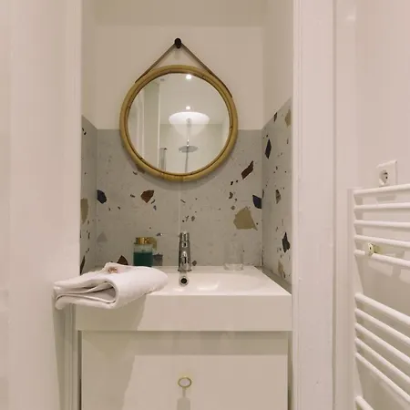 Apartment By Homy